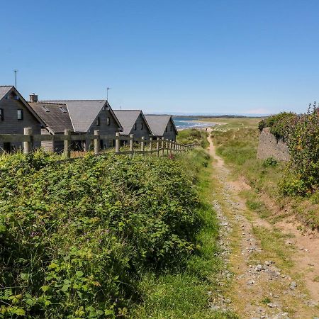 Fabulous Ground Floor Apt Adjacent To Beach Роснейґр Екстер'єр фото